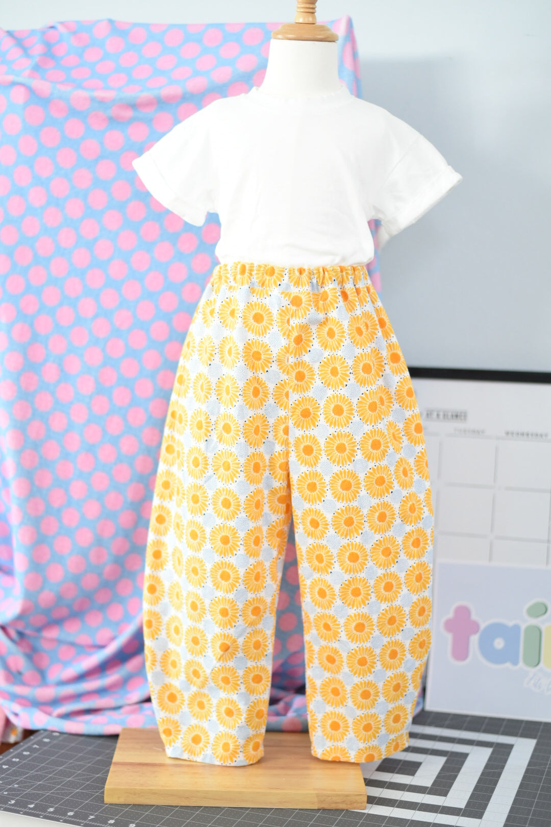 Kachi☀️Barrel Pants☀️ -🌻 Girasoles